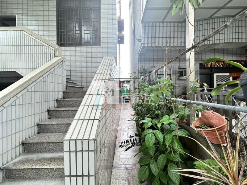 【豐禾】岡山花都邊間雙車RK3捷運宅房屋室內格局與周邊環境