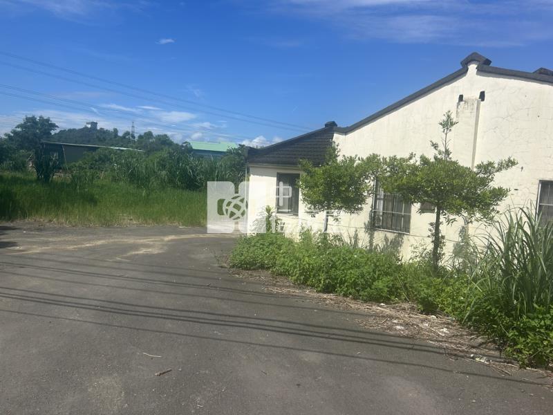龍潭高原交流道旁建地房屋室內格局與周邊環境