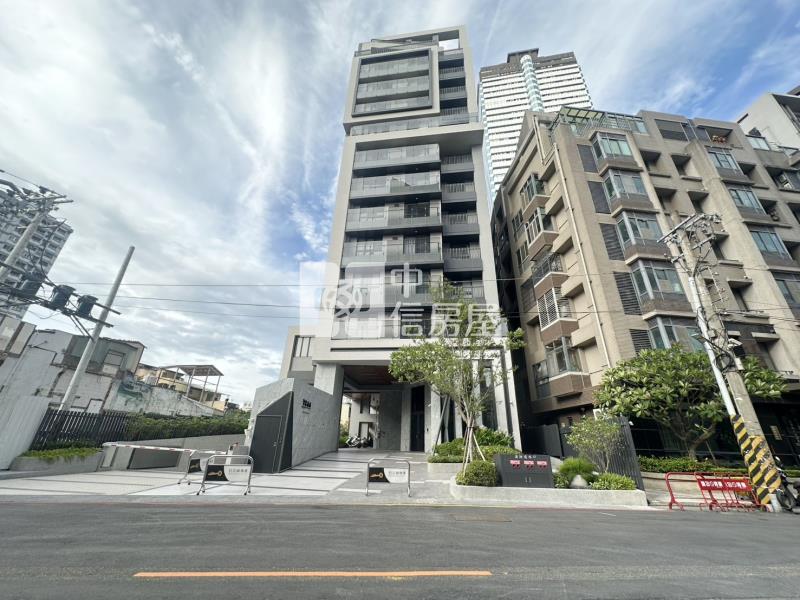 聚富滿滿全新未住超值價三房平車房屋室內格局與周邊環境