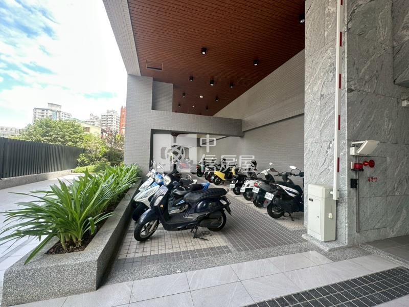 聚富滿滿全新未住超值價三房平車房屋室內格局與周邊環境