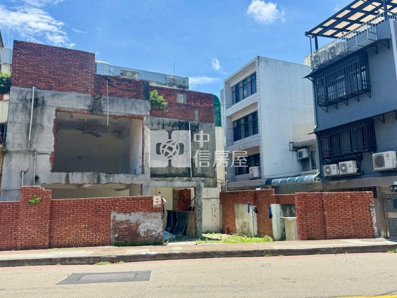 桃園法院辦公大樓旁須整建大透天房屋室內格局與周邊環境