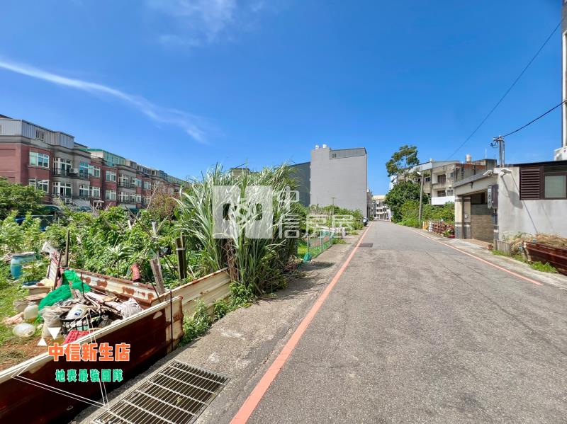 新屋市區雙面臨路小坪數住宅區建地房屋室內格局與周邊環境