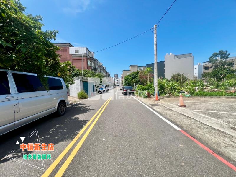 新屋市區雙面臨路小坪數住宅區建地房屋室內格局與周邊環境