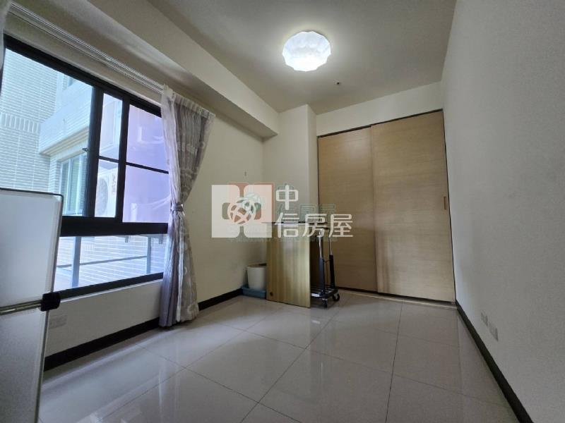 高鐵水岸景觀兩房車位房屋室內格局與周邊環境