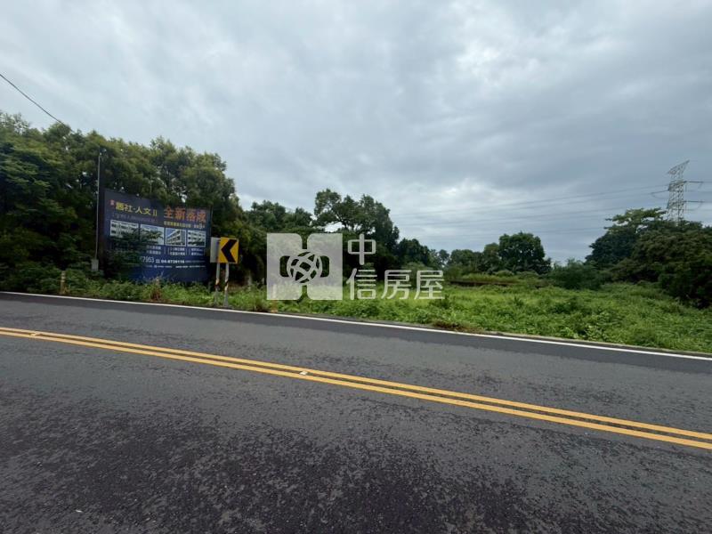田尾富農路旁方整農地房屋室內格局與周邊環境