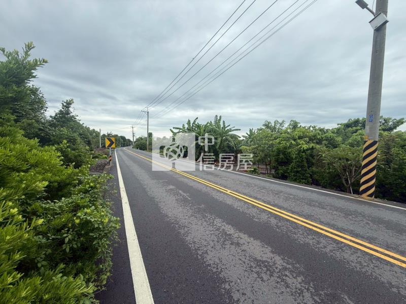 田尾富農路旁方整農地房屋室內格局與周邊環境