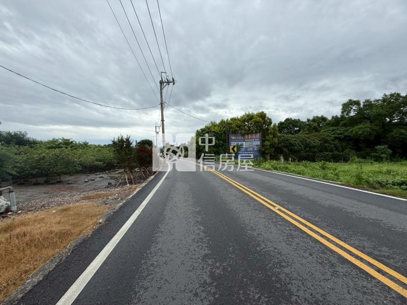 田尾富農路旁方整農地房屋室內格局與周邊環境