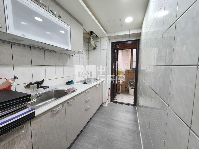 楊梅埔心萬大郵局三房+車位房屋室內格局與周邊環境