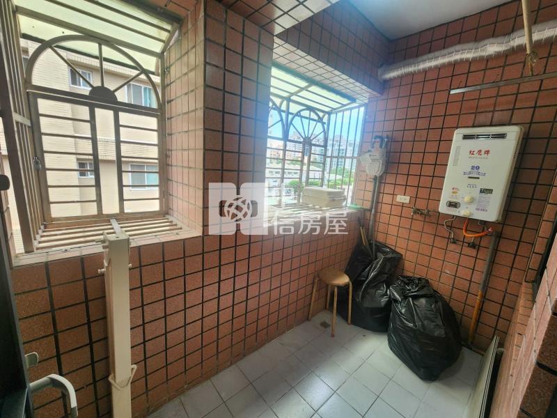 中平商圈_中山國小優質三房+車位房屋室內格局與周邊環境