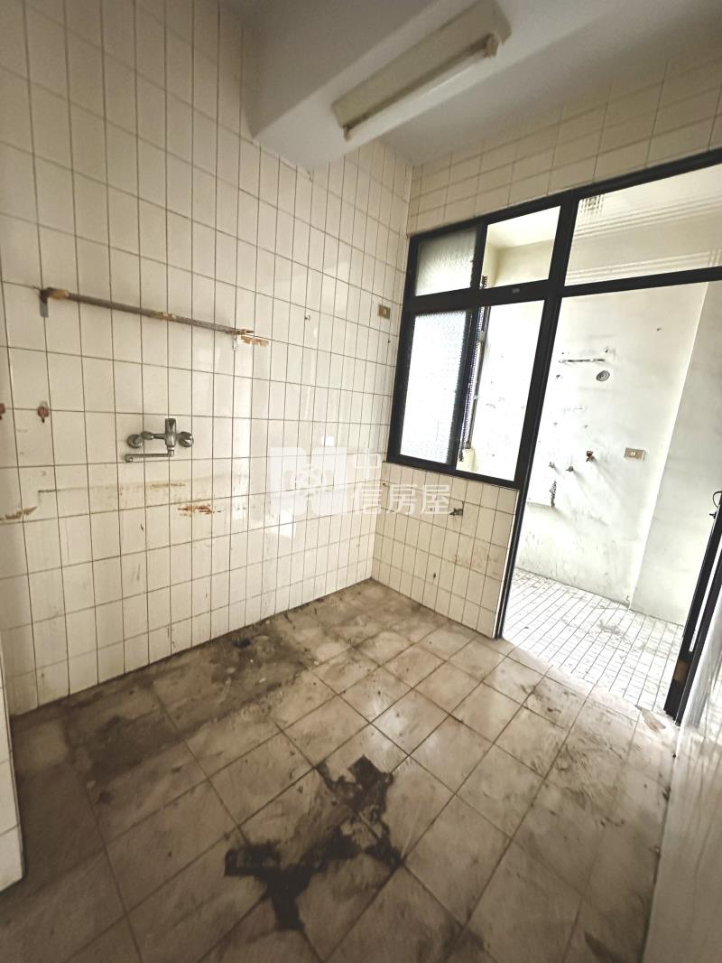 文心櫻花捷運三房成家美寓房屋室內格局與周邊環境