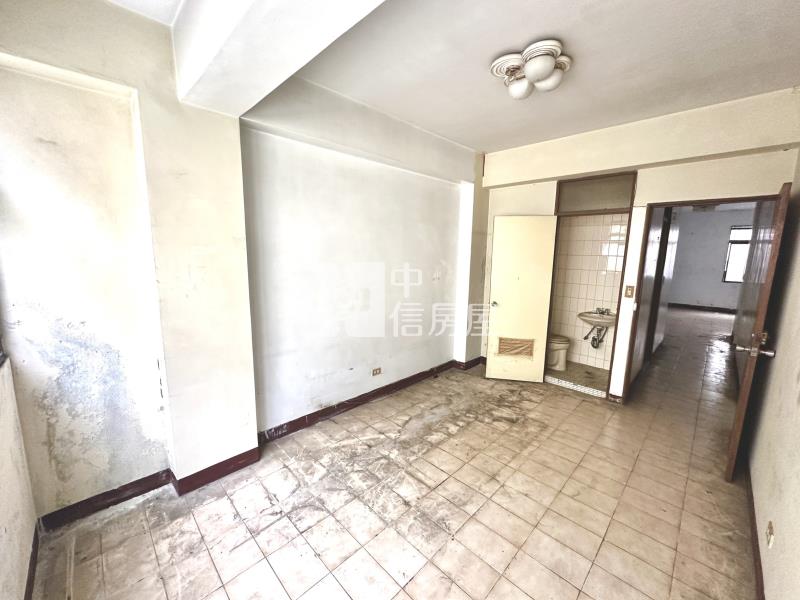 文心櫻花捷運三房成家美寓房屋室內格局與周邊環境