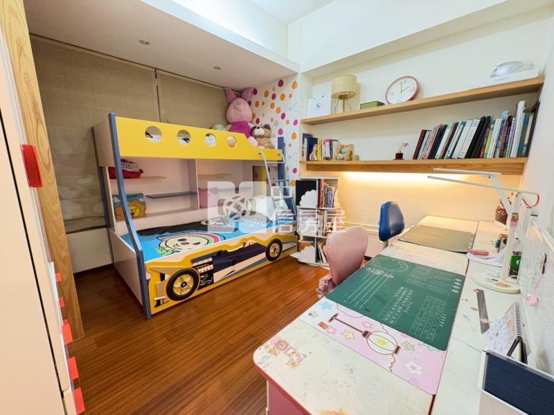 中山醫面園道美裝潢震後3+1房平車房屋室內格局與周邊環境