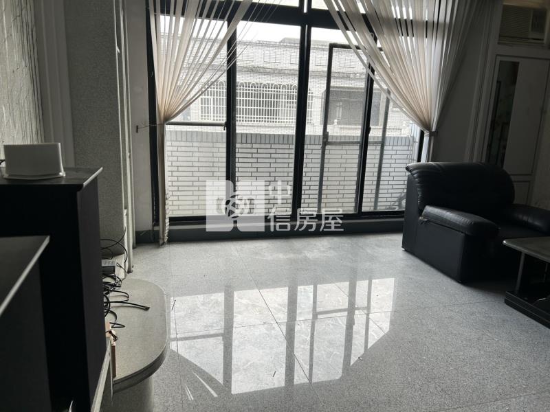 北津路金透天房屋室內格局與周邊環境