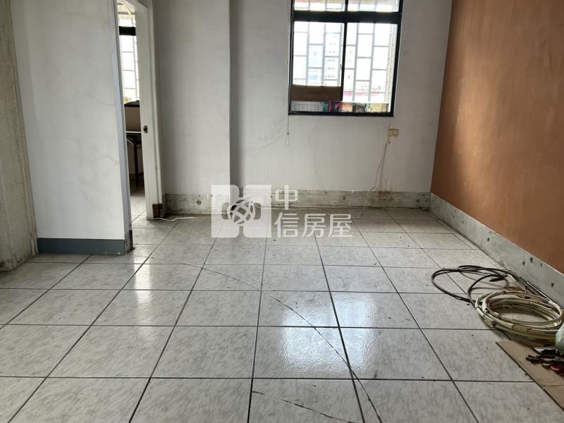 北津路金透天房屋室內格局與周邊環境