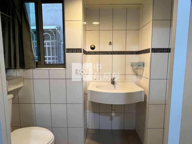 太平運動公園★菁英會館電梯套房房屋室內格局與周邊環境