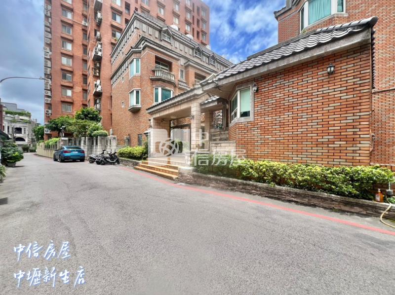 桃園大業商圈古典風別墅房屋室內格局與周邊環境