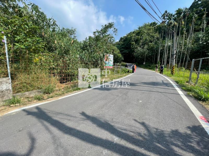北屯晏山林旁漂亮平坦綠地A(前戶)房屋室內格局與周邊環境