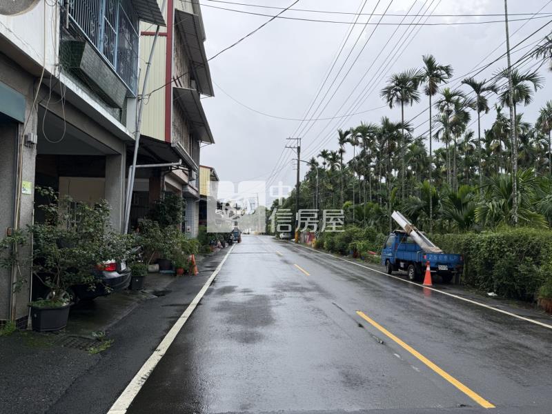 【專約】近萬巒豬腳街雙透天房屋室內格局與周邊環境