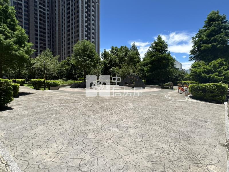 過嶺超級郡2房車房屋室內格局與周邊環境