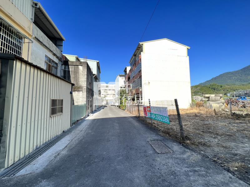集集面寬都內建地房屋室內格局與周邊環境
