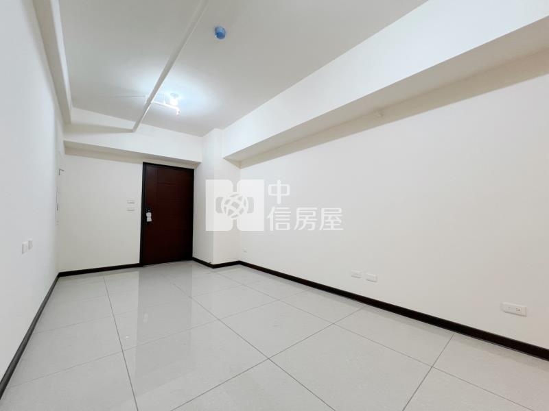 過嶺大清城双.雙衛浴全新2+1房車房屋室內格局與周邊環境