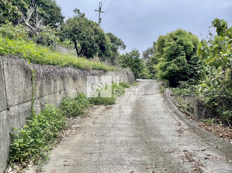 霧峰桐林有門禁休閒農地房屋室內格局與周邊環境