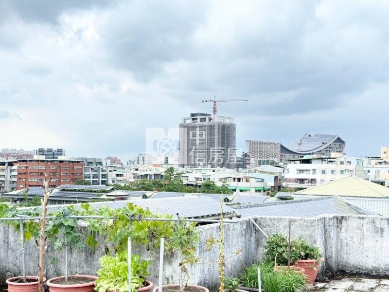 衛武營青年國中健身美公寓房屋室內格局與周邊環境