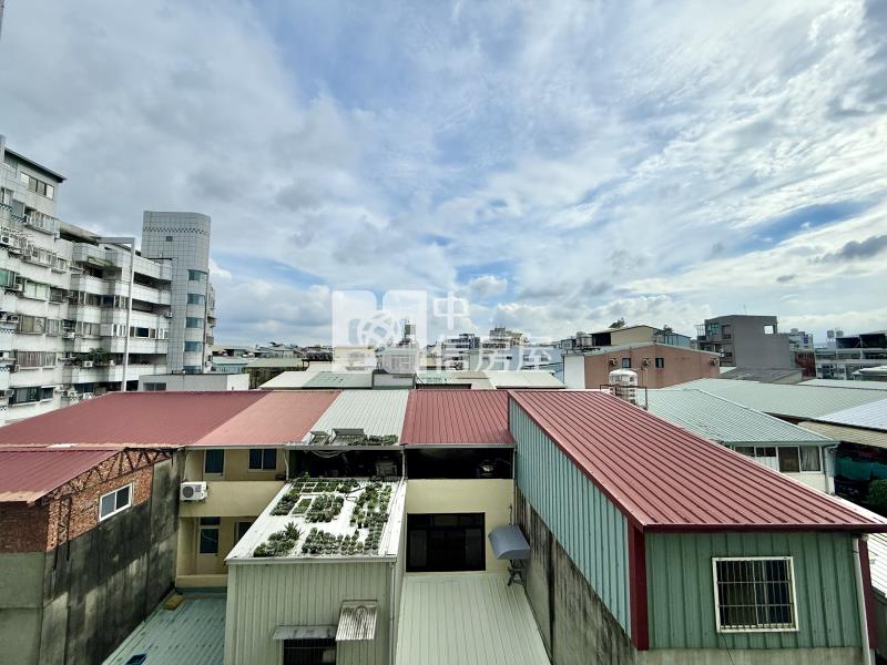 立新學區商圈入門玄關電線更新超級通風電梯三房房屋室內格局與周邊環境