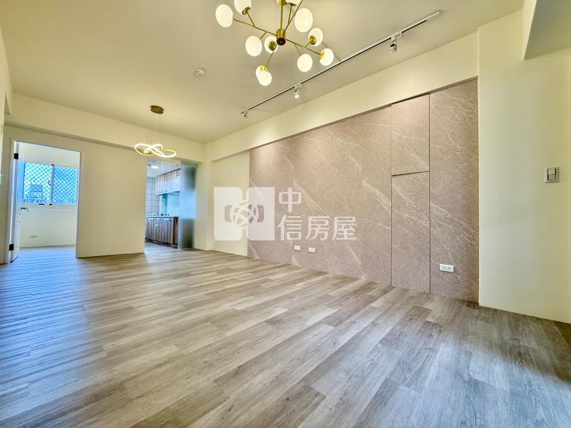 立新學區商圈入門玄關電線更新超級通風電梯三房房屋室內格局與周邊環境