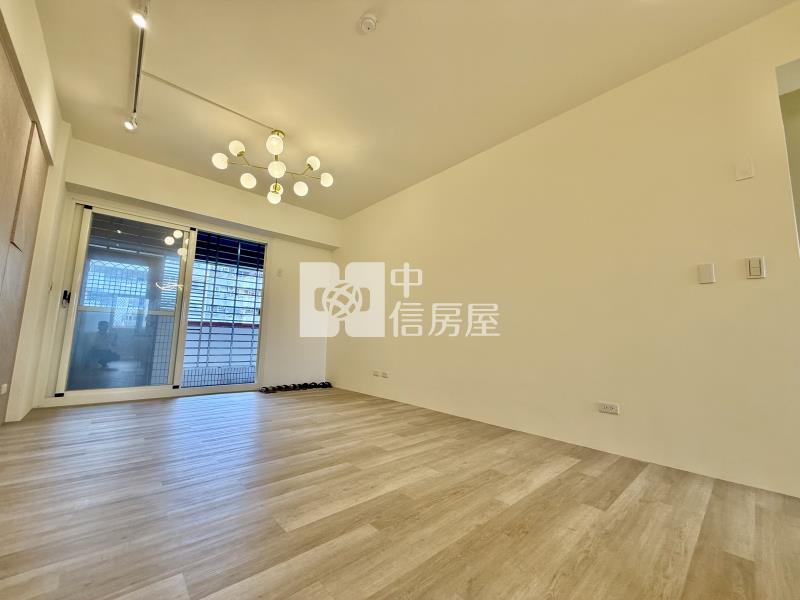立新學區商圈入門玄關電線更新超級通風電梯三房房屋室內格局與周邊環境