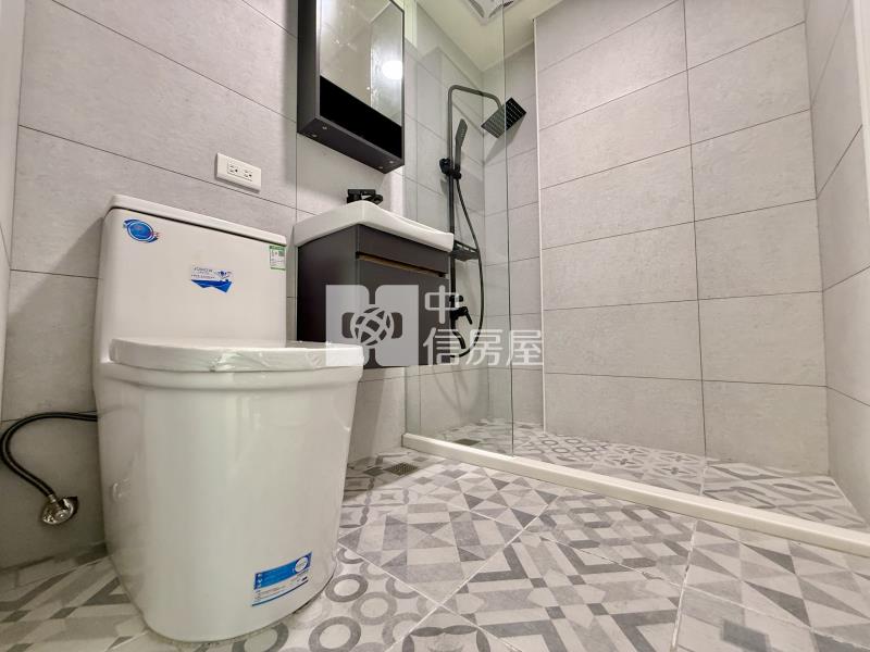 立新學區商圈入門玄關電線更新超級通風電梯三房房屋室內格局與周邊環境
