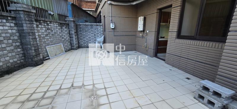【奔馳】大竹微風花園慕夏區庭院雙車房屋室內格局與周邊環境