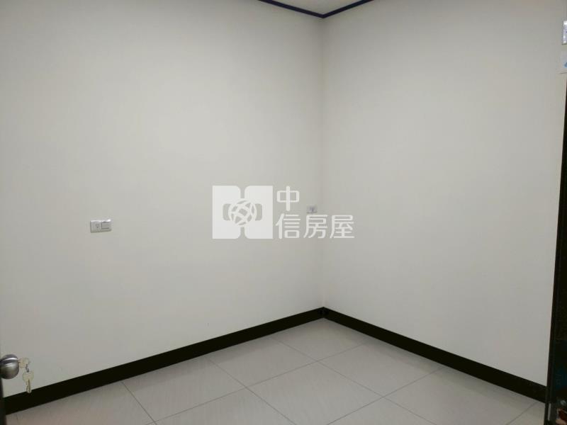 屏東市香揚店住透天房屋室內格局與周邊環境