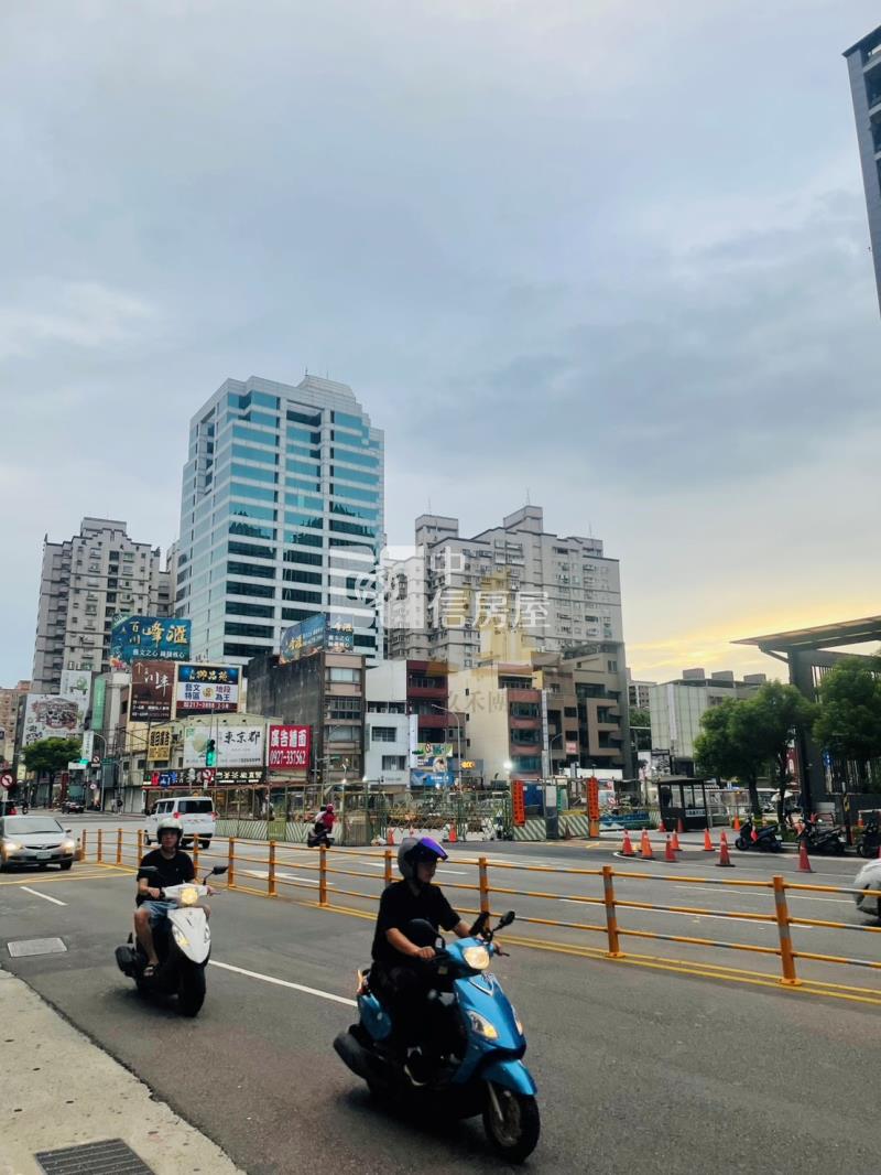 【玖禾】【專】藝文商圈G10站旁景觀3+1房房屋室內格局與周邊環境