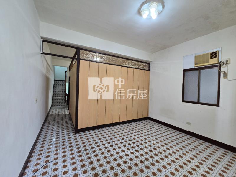 平鎮金陵路東勢國小透天房屋室內格局與周邊環境