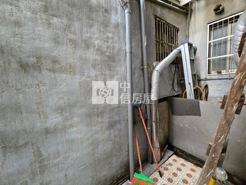 平鎮金陵路東勢國小透天房屋室內格局與周邊環境