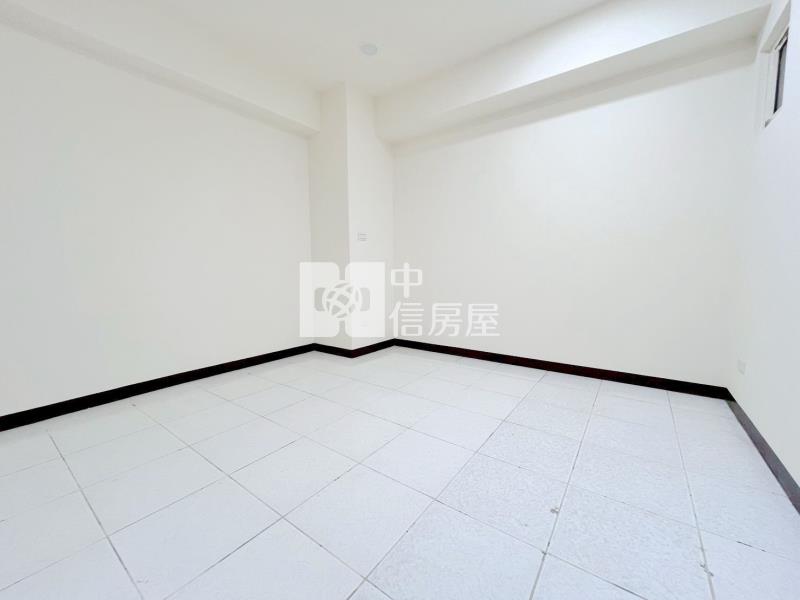 金龍大地華廈全新整理3房房屋室內格局與周邊環境