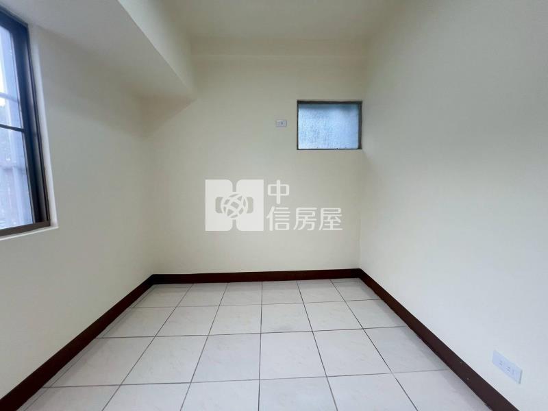 林園優靜整新透天房屋室內格局與周邊環境