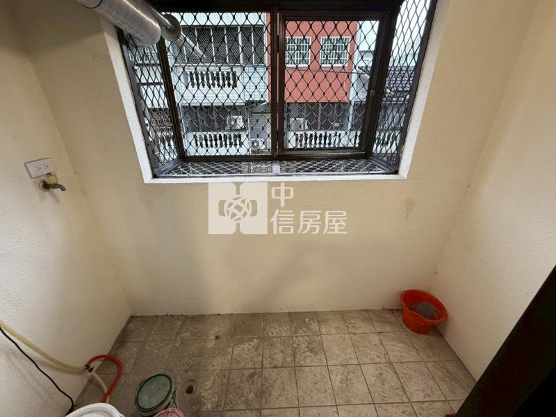 大元國小三房車位房屋室內格局與周邊環境