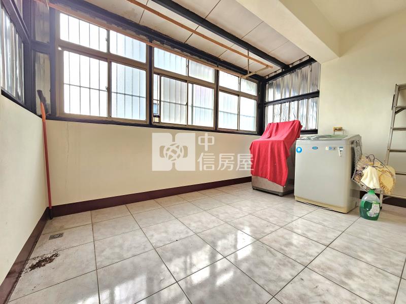 竹南萬大街透天房屋室內格局與周邊環境