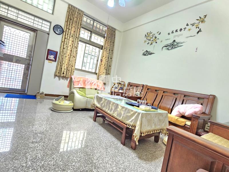 竹南萬大街透天房屋室內格局與周邊環境