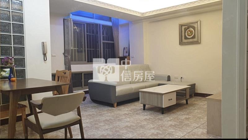 LaLaport旁全新整理四房美宅房屋室內格局與周邊環境