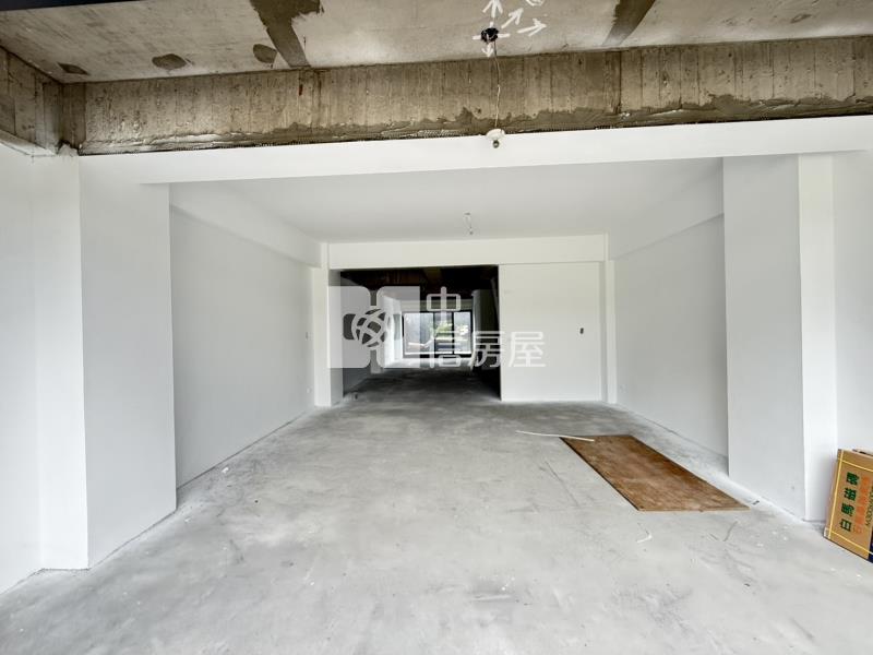 14期全新百坪臨路雙車電墅房屋室內格局與周邊環境
