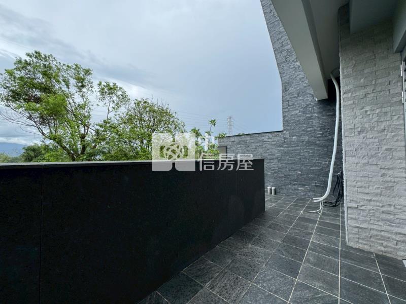 大雅路湖景電梯別墅(三)房屋室內格局與周邊環境