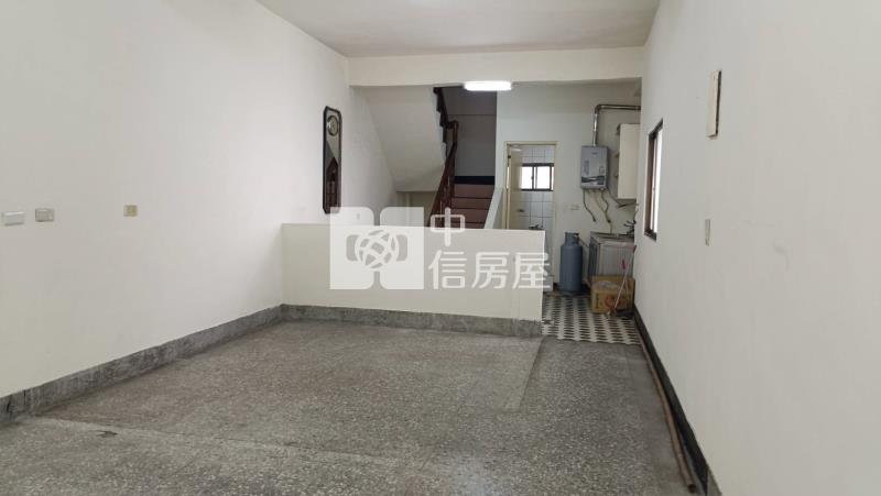 科博館十米活路邊間透店房屋室內格局與周邊環境