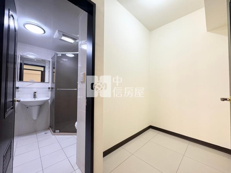 青埔A19青塘園學區宅躍世界大三房車房屋室內格局與周邊環境