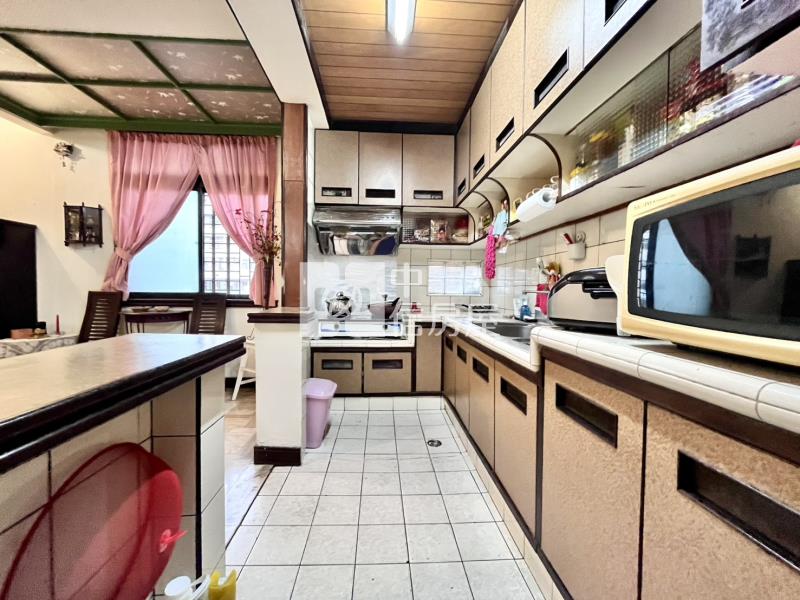 科博館大面寬別墅房屋室內格局與周邊環境