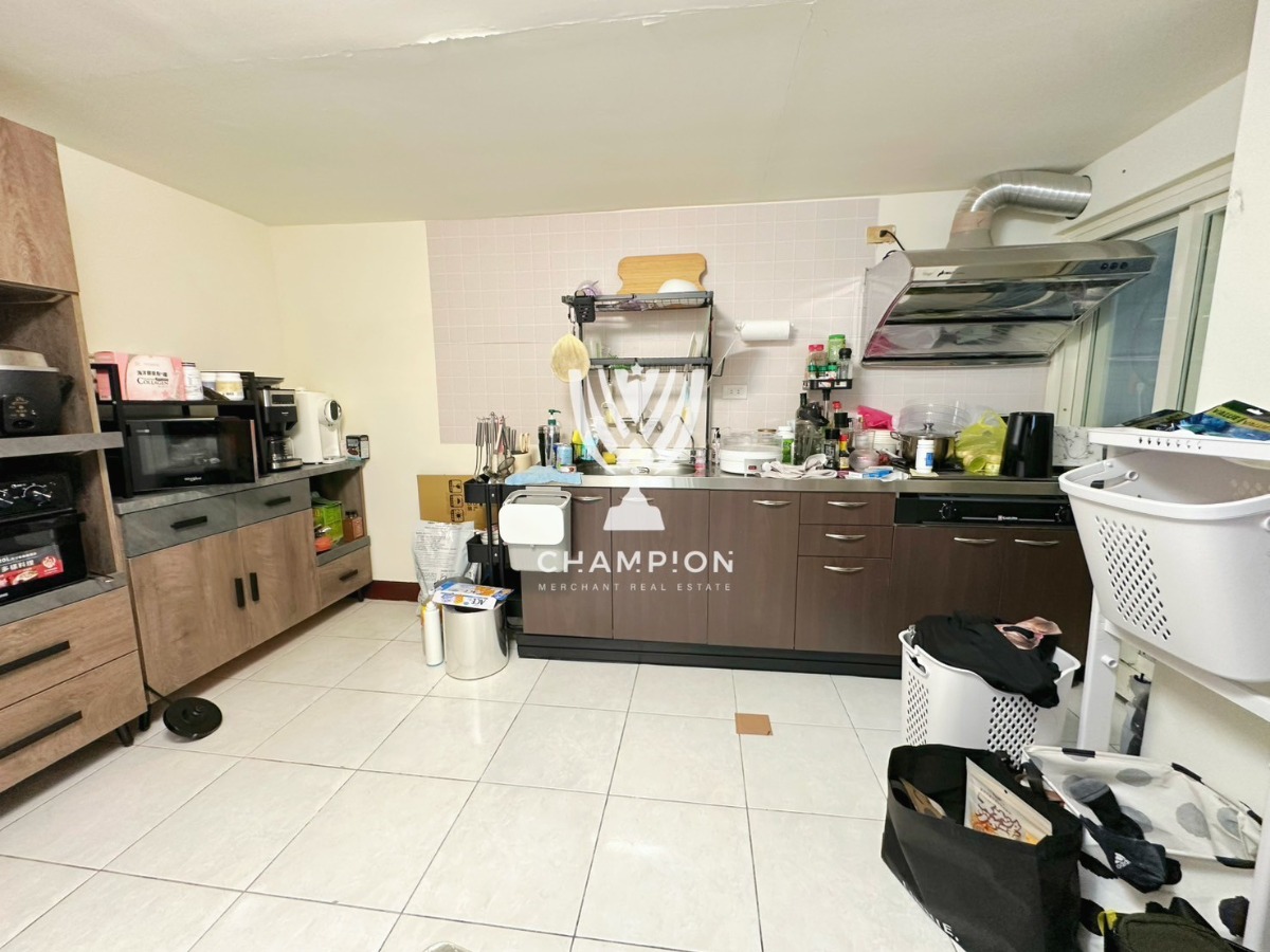 【冠軍】民生世界小資三房房屋室內格局與周邊環境