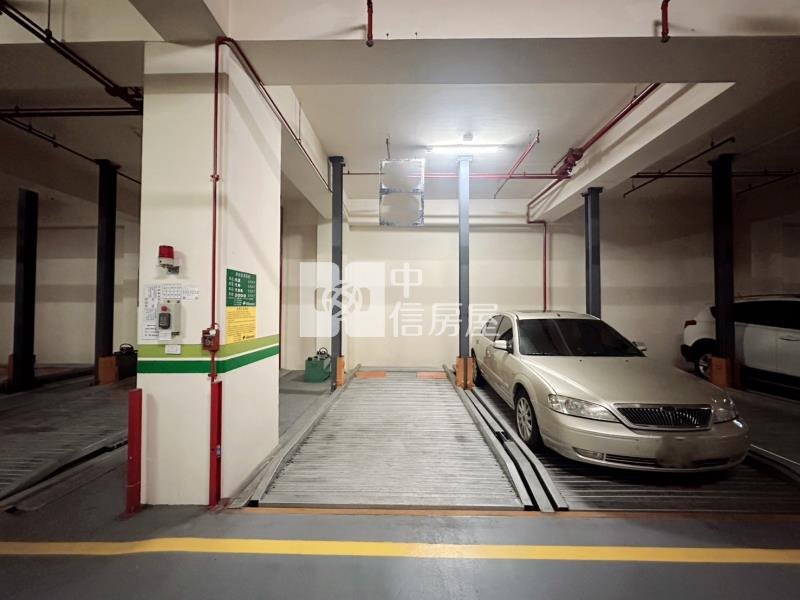 寓上樂灣兩房休旅車位房屋室內格局與周邊環境