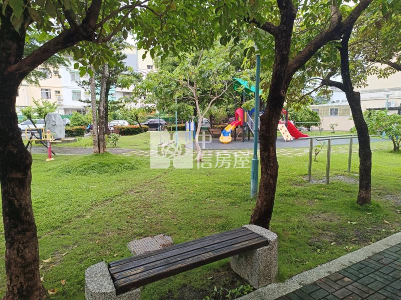 安慶國小大地坪孝親獨院雙車墅房屋室內格局與周邊環境